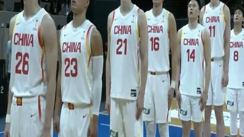 英足总指控马奎尔：樱桃染红后四官不当行为引发争议